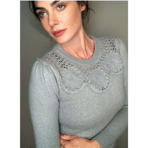 Boden Lovely Floral Crochet Light Blue Knit Sweater Mid-weight Cottagecore~ Sz S - Picture 2 of 10